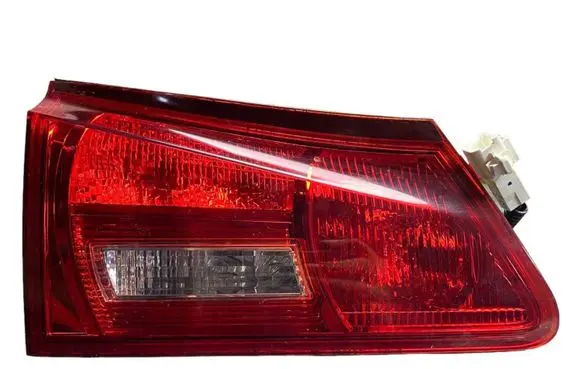 Lexus IS 220D-250-350 Rear/tail lights
