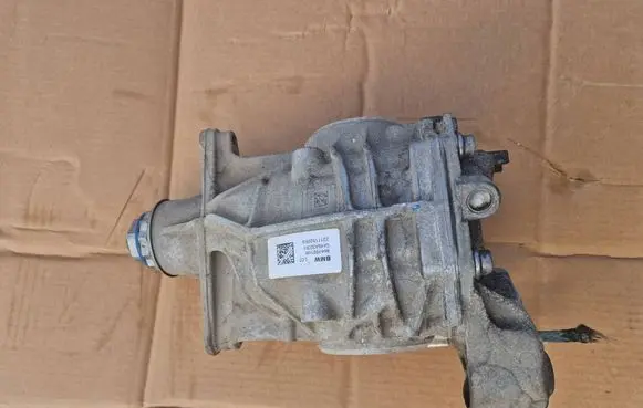 BMW 3 G20 G21 Rear differential 864792106 2211152053 8647921