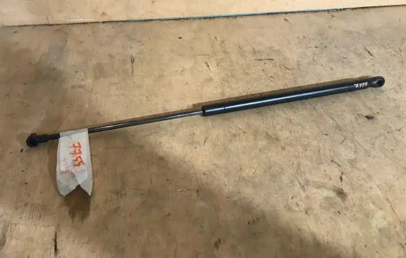 Peugeot 107 Tailgate/trunk strut/damper 689500H020