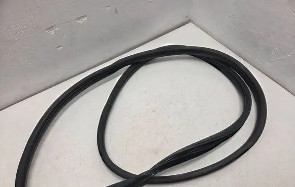 Hyundai i30 Front door rubber seal 
