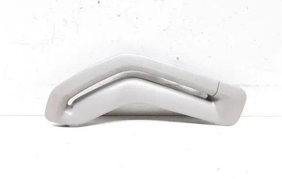 Volvo XC90 Seat belt trim 
