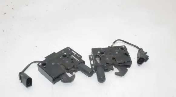 Audi A5 Engine bonnet/hood lock/catch 8W0823509C