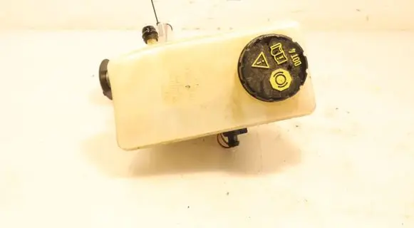 Master brake cylinder