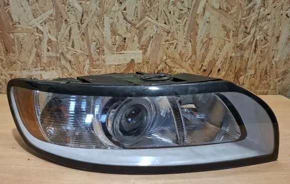 Volvo V50 Headlight/headlamp H7H9