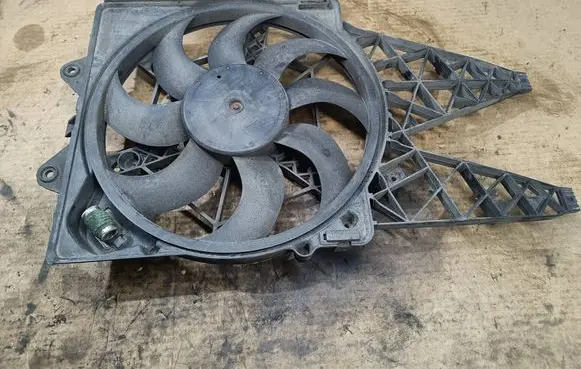 Lancia Delta III Electric radiator cooling fan 882300200