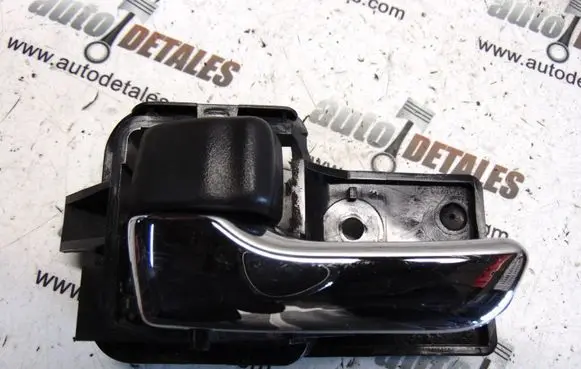 Toyota Avensis T220 Rear door interior handle 6920605020