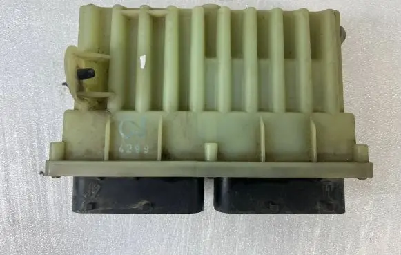 Opel Astra G Coolant fan relay 804027 124410130