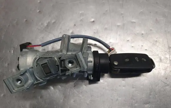 Volkswagen Golf Plus Ignition lock 1K0905865A 1K0905851B 1K0905865