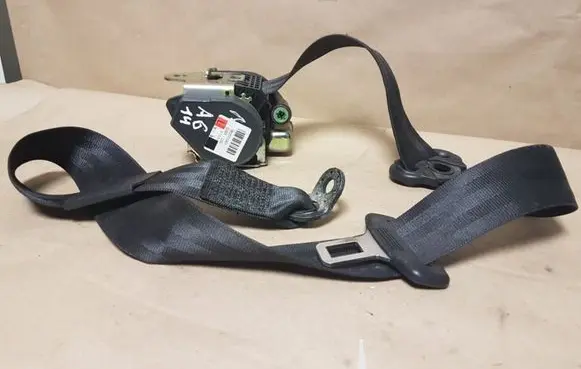 Audi A6 S6 C5 4B Front seatbelt 4B0857705C 560575700