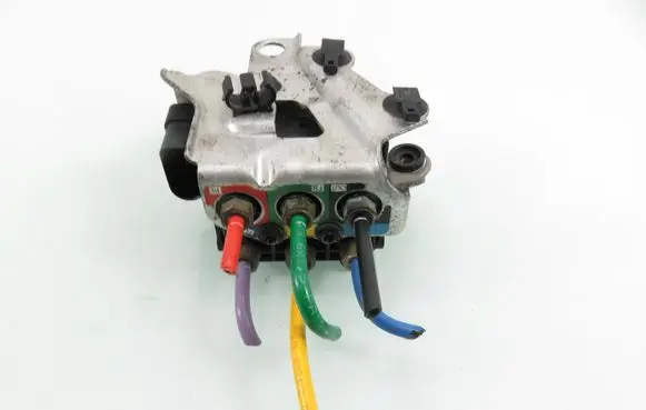 Porsche Cayenne (92A) Air suspension valve block 15240027