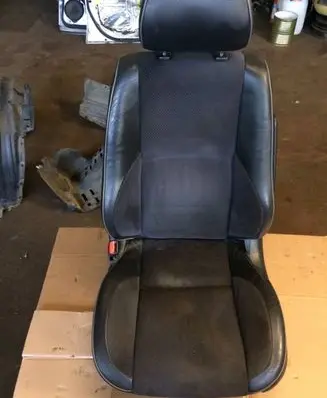 Lexus IS 200-300 Front driver seat 