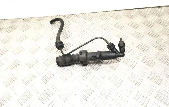 Clutch slave cylinder