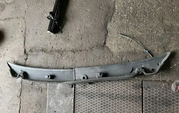Citroen Jumper Wiper trim 1306177070
