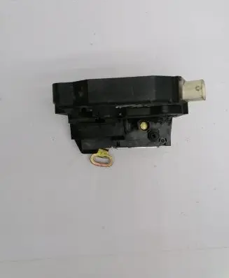Land Rover Freelander Front door lock 06109