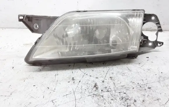 Mazda Premacy Headlight/headlamp 90733100