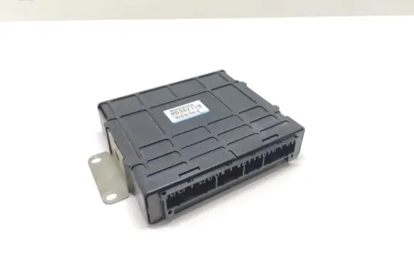 Mitsubishi Space Wagon Engine control unit/module MD362110 E2T72571