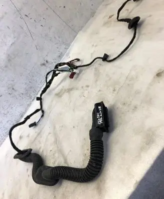Mercedes-Benz GLA H247 Rear door wiring loom A2475401210