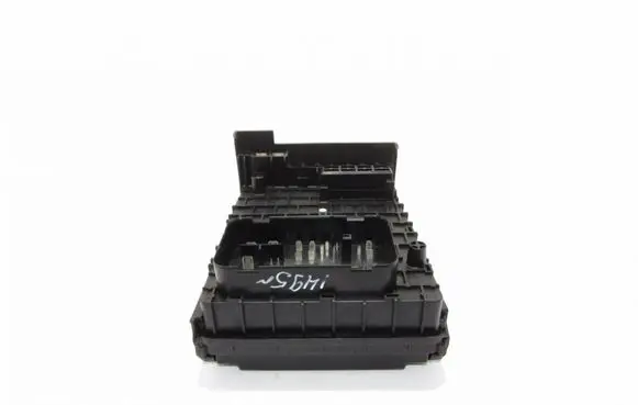 Volkswagen PASSAT B6 Fuse module 3C0937125