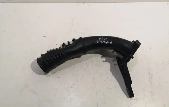 Air intake hose/pipe