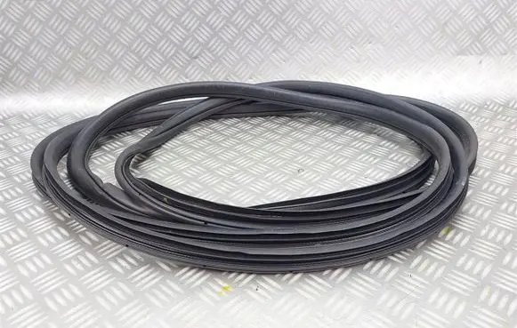 Ford Ranger Rubber seal rear door 
