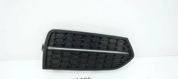 BMW 2 F22 F23 Front bumper lower grill 8061874