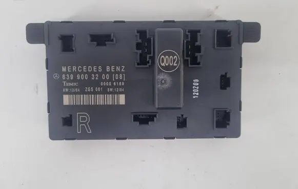 Mercedes-Benz Vito Viano W639 Door control unit/module 6399003200 ZGS001 00006169