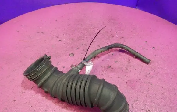 KIA Venga Air intake hose/pipe 28138-1P100