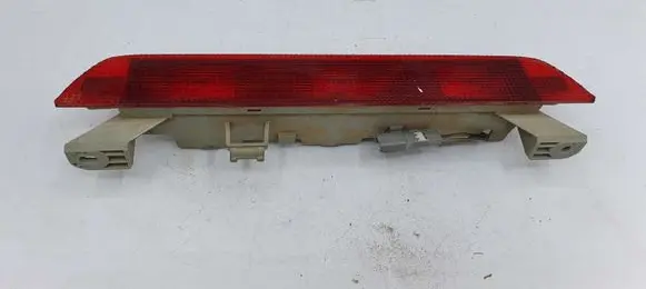 Toyota Land Cruiser (HDJ90) Third/center stoplight NOCODE