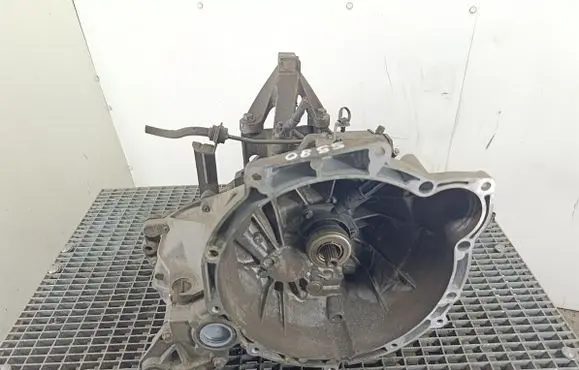 Ford Focus Manual 5 speed gearbox 3M5R7002NB