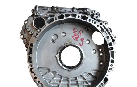 Mercedes-Benz E W213 Timing chain cover A6540106002