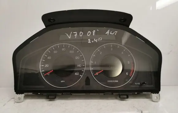 Volvo V70 Speedometer (instrument cluster) 31254540AA