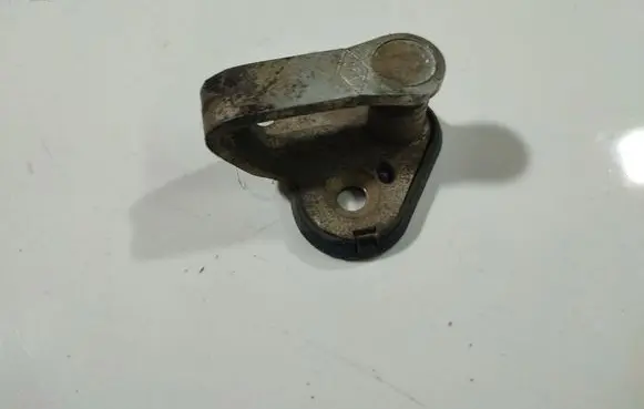 Honda FR-V Rear door lock loop/hook striker 