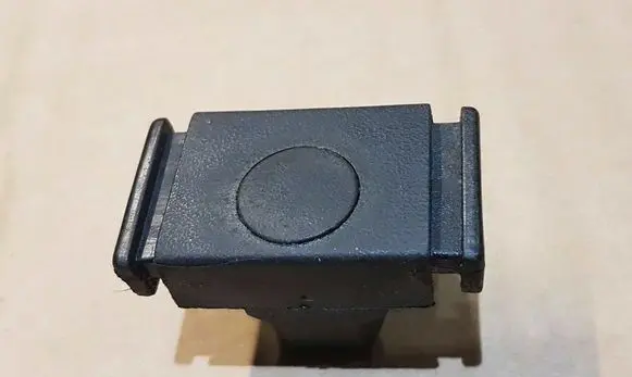 Volkswagen Golf I Glove box lock 171857131A
