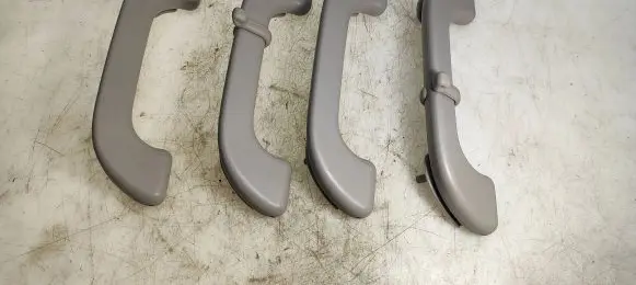 Subaru Impreza III A set of handles for the ceiling 