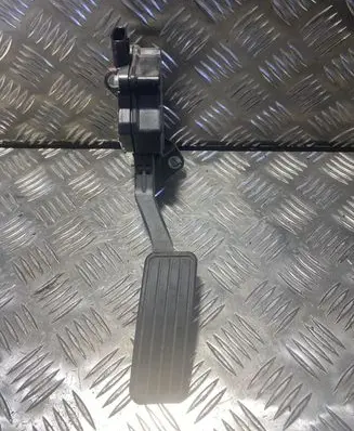 Subaru Legacy Accelerator throttle pedal 36010AG140 1988007120