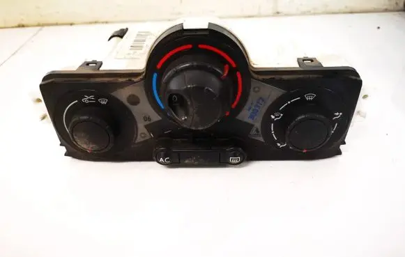 Renault Scenic II - Grand scenic II Climate control unit f6665720 69580001