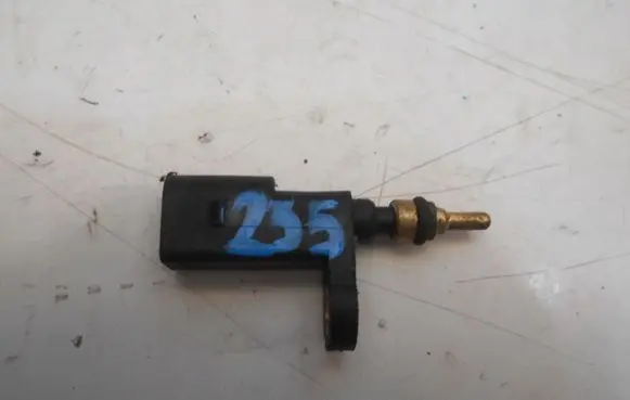 Volkswagen Golf VII Sensor 03F919501B