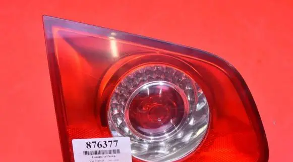 Volkswagen PASSAT B6 Rear/tail lights 3C9945093
