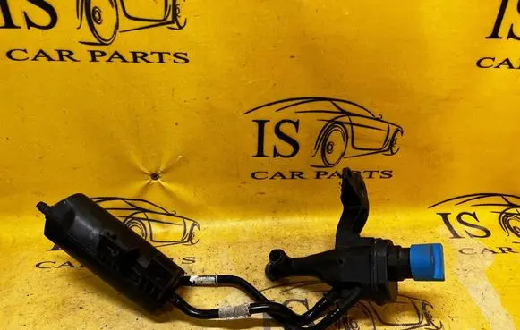 BMW 5 G30 G31 G38 Adblue tank cap 7377946