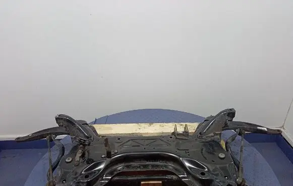 Citroen DS5 Front subframe