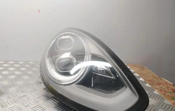 Porsche Panamera (970) Headlight/headlamp 97063107255
