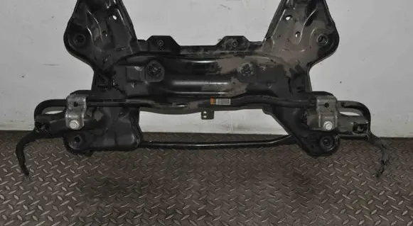 Peugeot 2008 II Front subframe