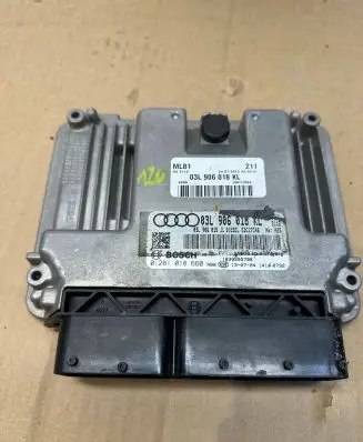 Audi A4 S4 B8 8K Engine control unit/module 03L906018KL 0281018660