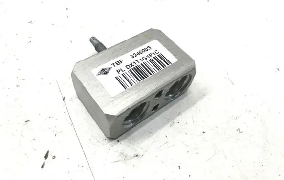 Volvo XC40 Air conditioning (A/C) expansion valve 324600S