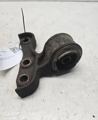 KIA Sorento Rear differential mounting bracket 