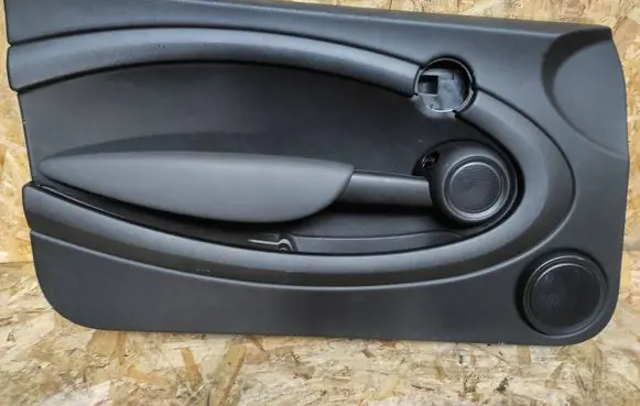 Mini One - Cooper Coupe R56 Front door card panel trim 2752471