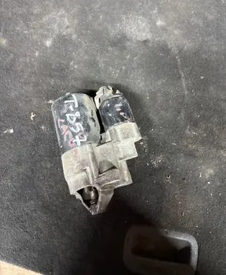 Renault Laguna III Starter motor 0001106023