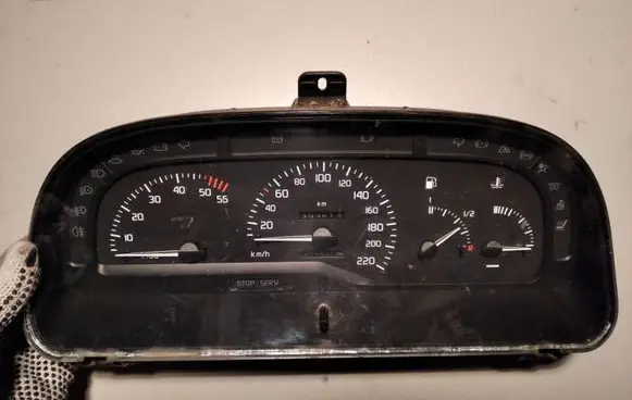 Renault Laguna I Speedometer (instrument cluster) 7700844751