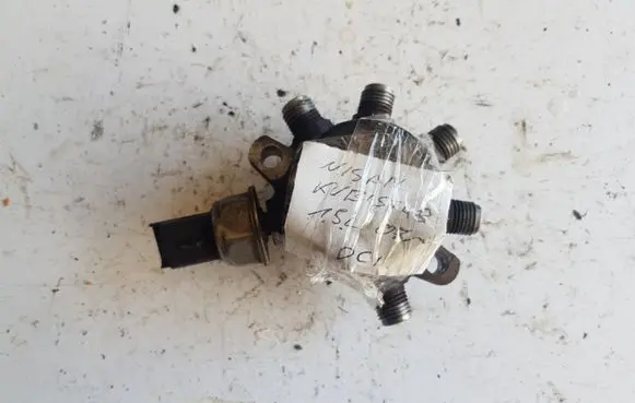 Nissan Kubistar Fuel distributor 