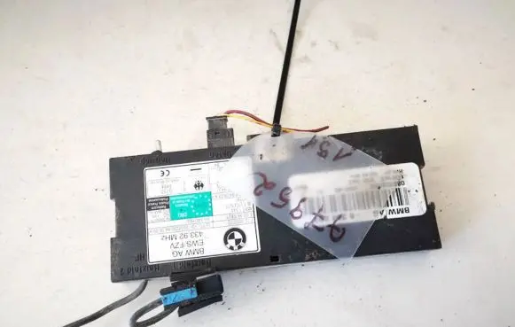 BMW 5 E39 Antenna control unit 8364083 086328050